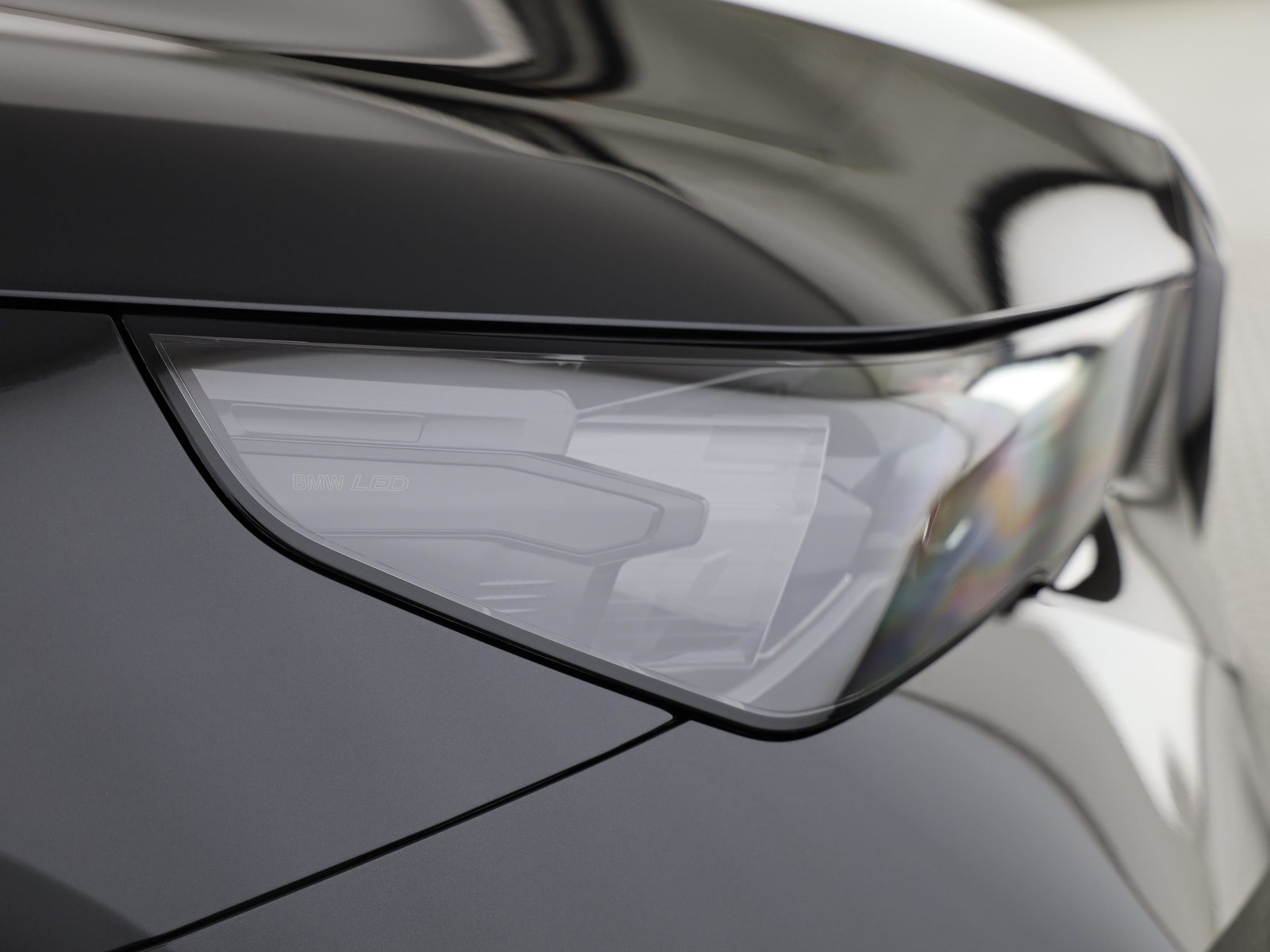 BMW 550e xDrive, Plug-in-Hybrid Petrol/Electric, New car, Automatic - 6