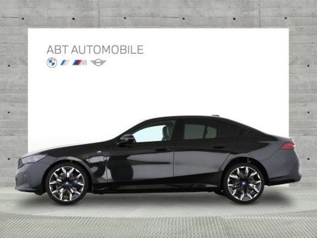 BMW 550e xDrive, Hybride Rechargeable Essence/Électricité, Voiture nouvelle, Automatique - 2