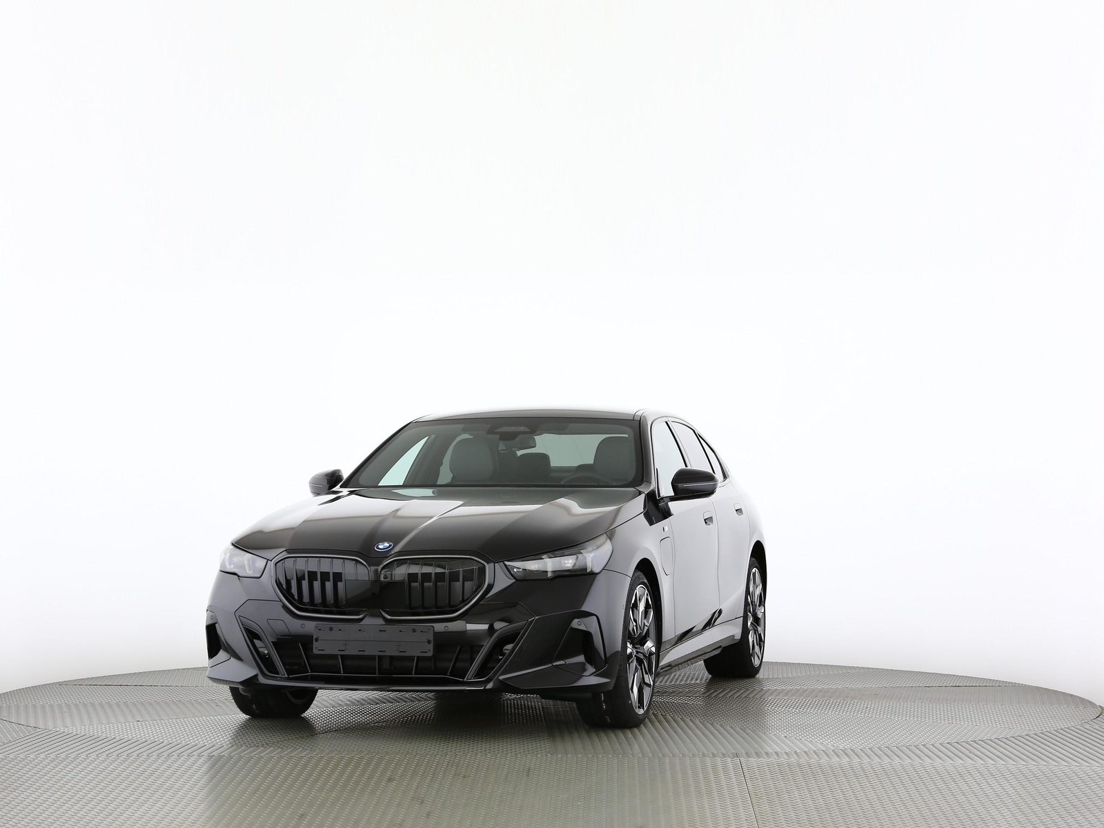 BMW 550e xDrive, Hybride Rechargeable Essence/Électricité, Voiture nouvelle, Automatique - 7