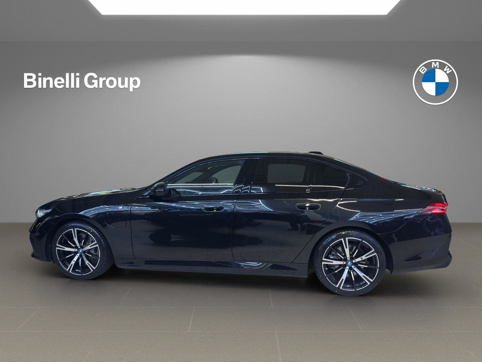 BMW 550e xDrive M Sport, Hybride Rechargeable Essence/Électricité, Occasion / Utilisé, Automatique - 2