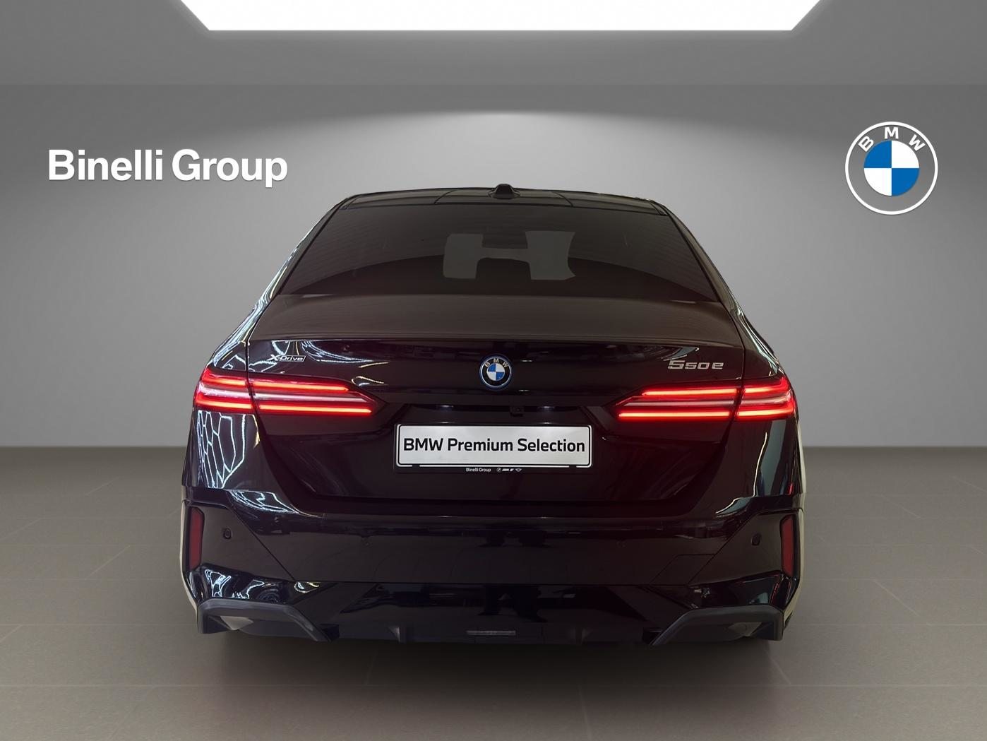 BMW 550e xDrive M Sport, Hybride Rechargeable Essence/Électricité, Occasion / Utilisé, Automatique - 4