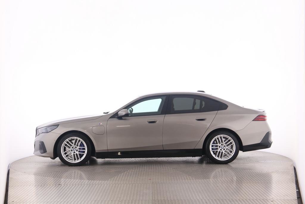 BMW 550e xDrive, Plug-in-Hybrid Benzina/Elettrica, Occasioni / Usate, Automatico - 4