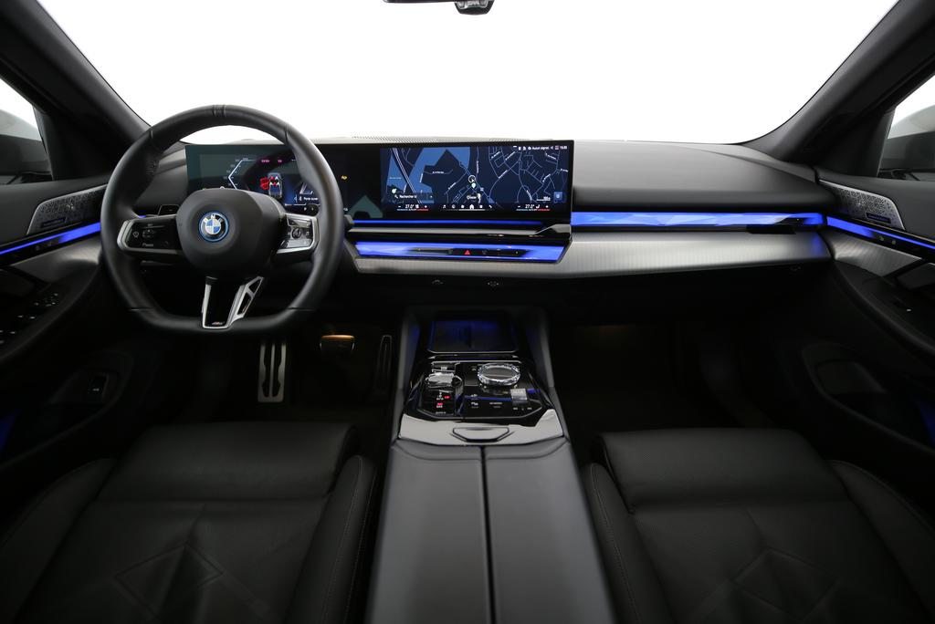 BMW 550e xDrive, Plug-in-Hybrid Benzina/Elettrica, Occasioni / Usate, Automatico - 5
