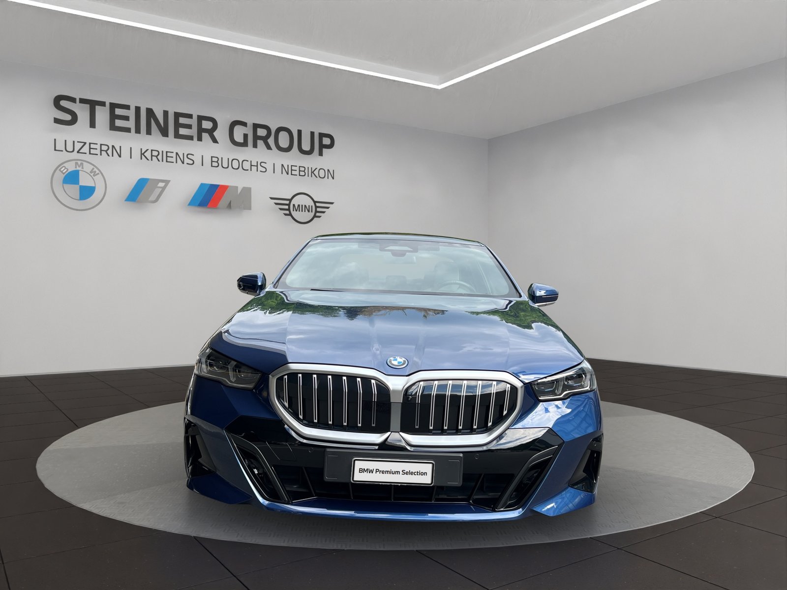 BMW 550e M Sport Steptronic, Hybride Rechargeable Essence/Électricité, Occasion / Utilisé, Automatique - 3