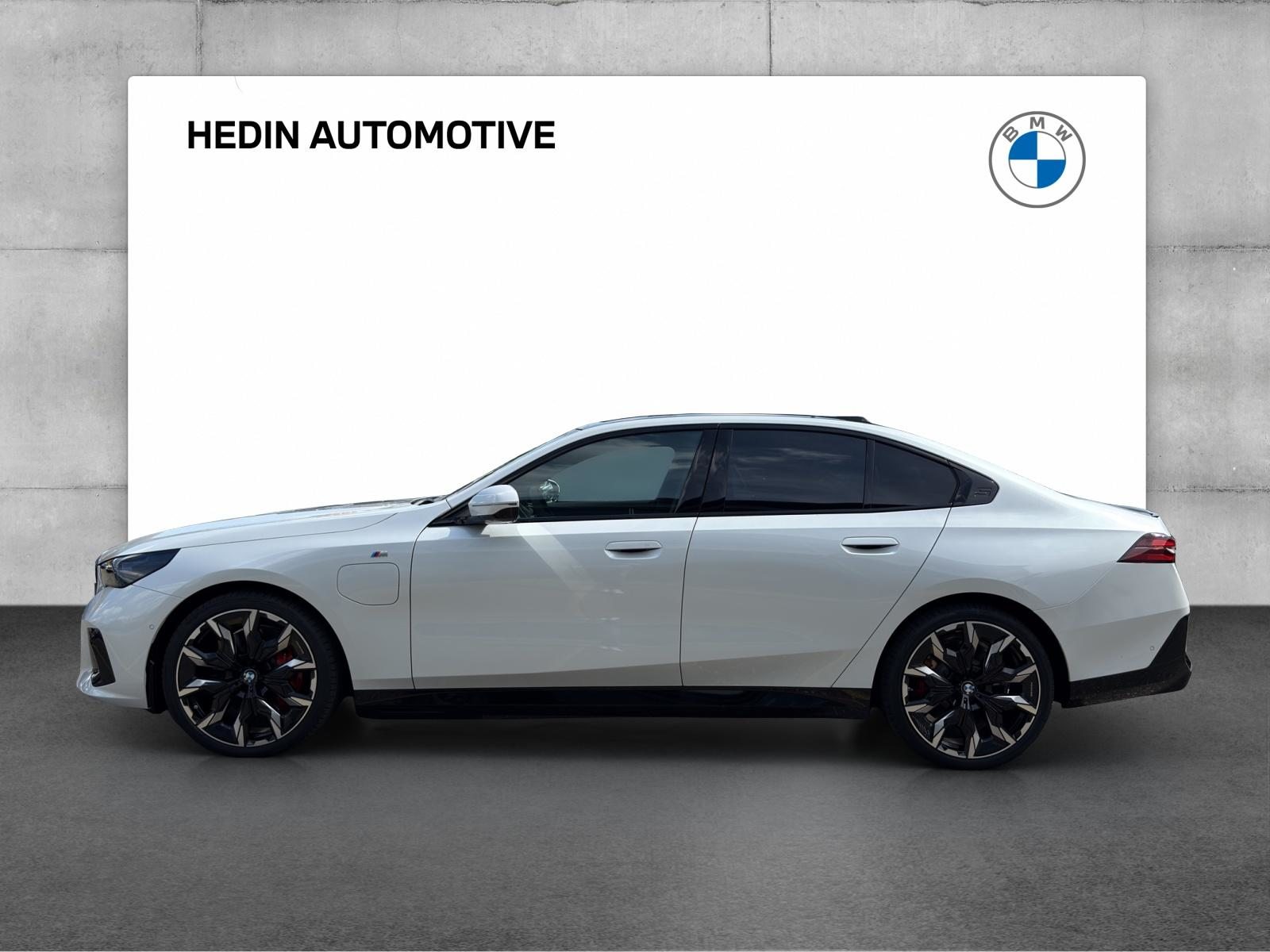 BMW 550e xDrive ///M Sportpaket Pro, Plug-in-Hybrid Petrol/Electric, Ex-demonstrator, Automatic - 3