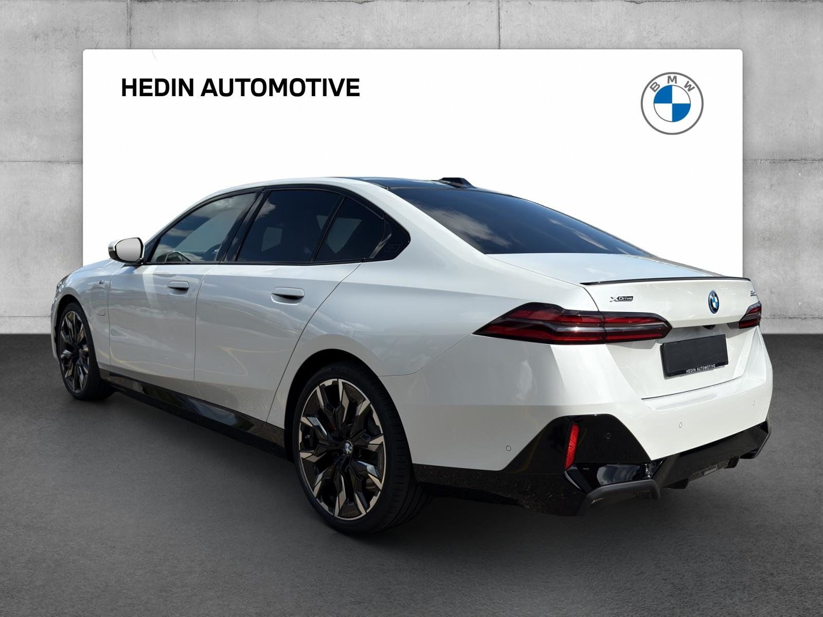 BMW 550e xDrive ///M Sportpaket Pro, Plug-in-Hybrid Petrol/Electric, Ex-demonstrator, Automatic - 4