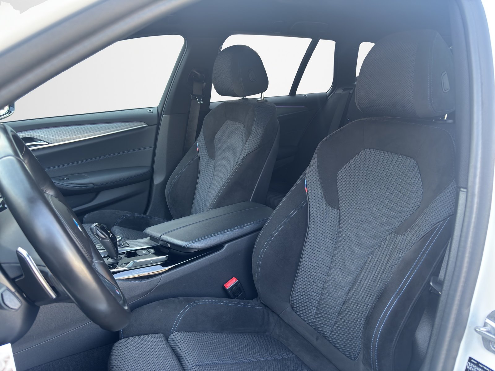 BMW 5er Reihe G31 Touring 520d paddles, Diesel, Occasion / Gebraucht, Automatik - 6