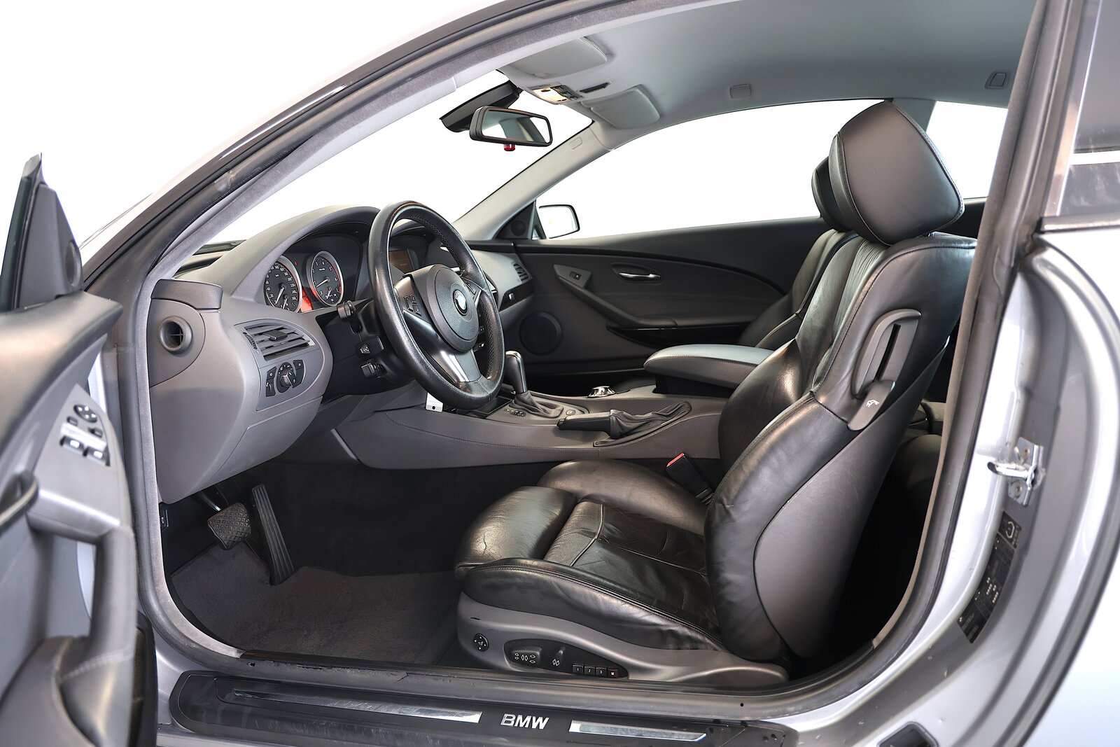 BMW 645Ci V8 Coupé, Benzin, Occasion / Gebraucht, Automatik - 6