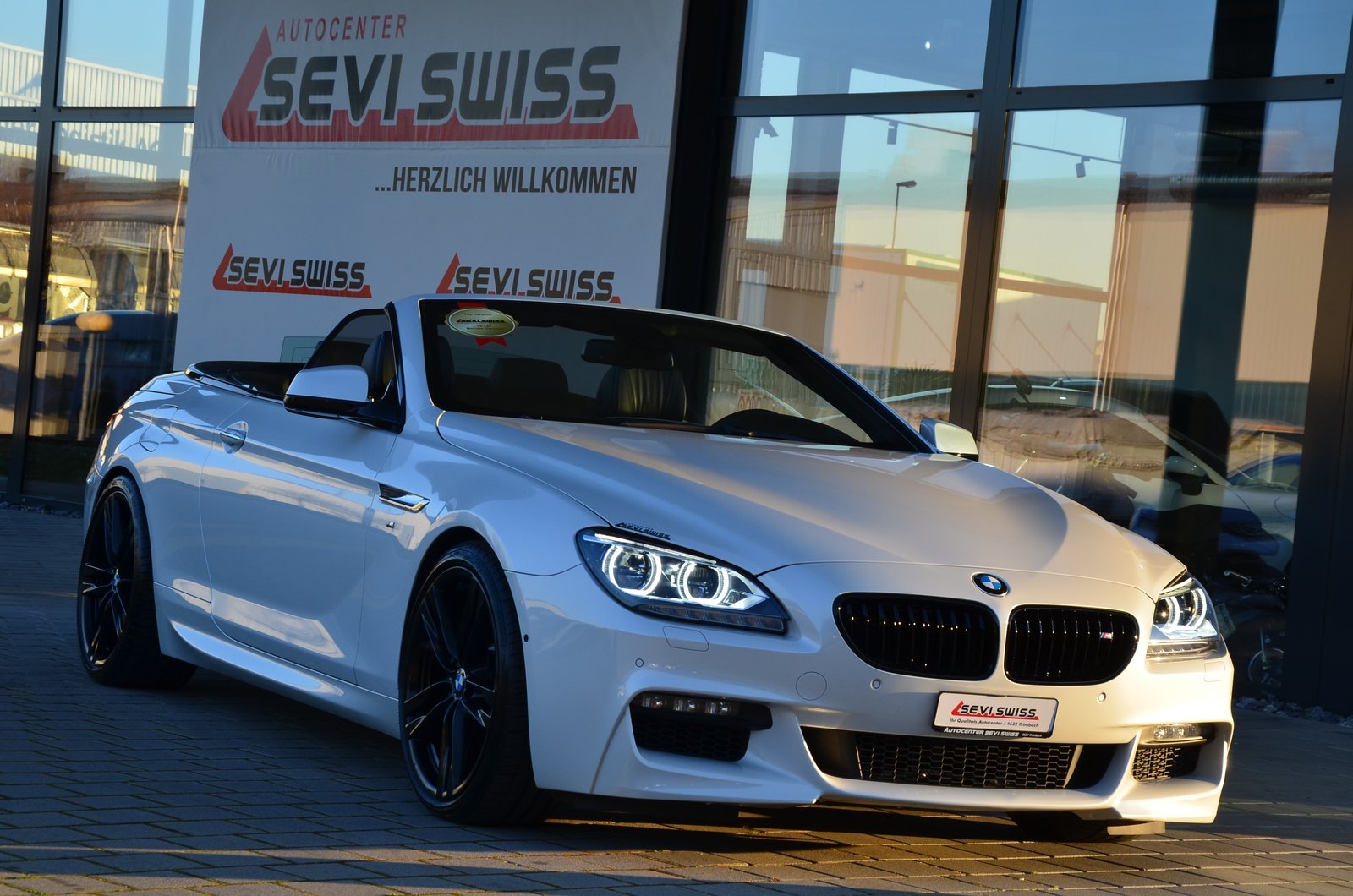 BMW 650i Cabrio M-Sportpaket*Frisch ab MFK, 1 Jahr od, Benzin, Occasion / Gebraucht, Automatik - 2