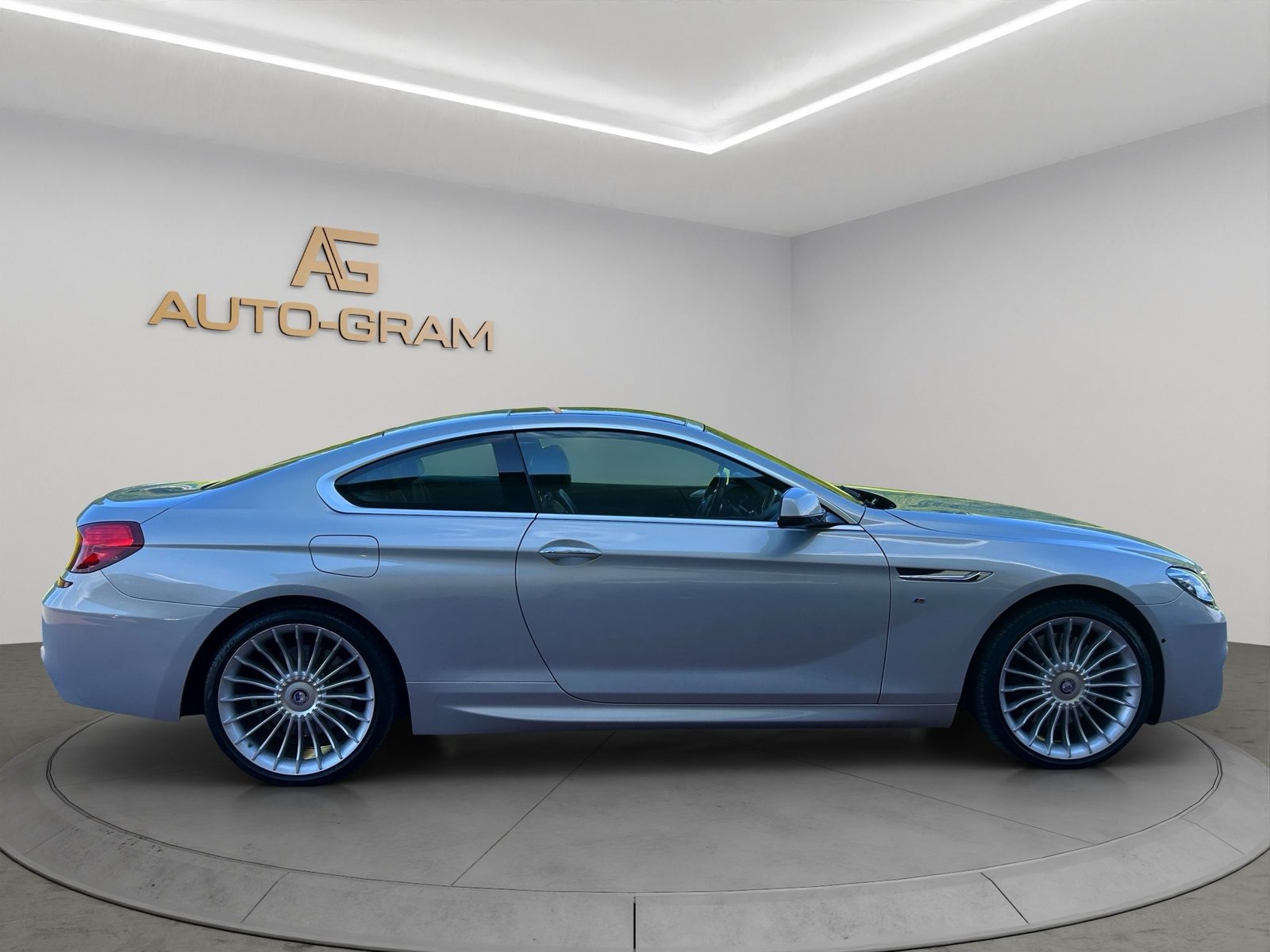 BMW 650i Coupé, Essence, Occasion / Utilisé, Automatique - 6