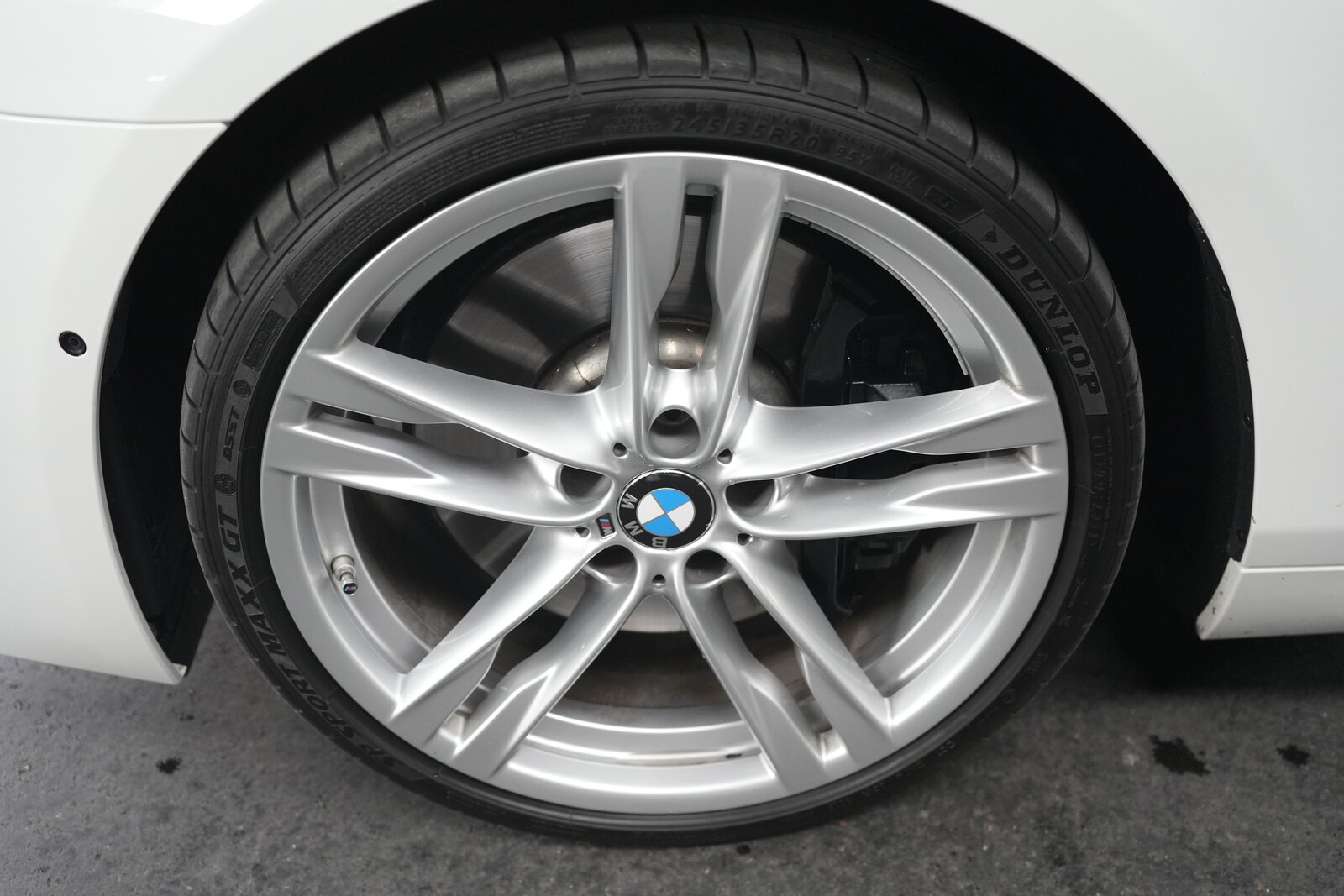 BMW 650i Coupé, Essence, Occasion / Utilisé, Automatique - 7