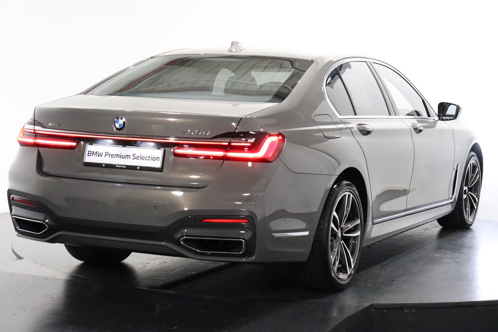 BMW 730d xDrive SAG, Mild-Hybrid Diesel/Electric, Second hand / Used, Automatic - 4