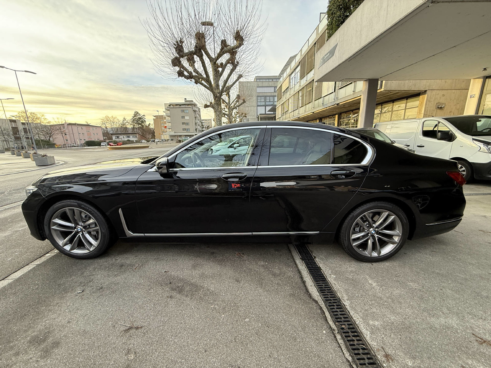 BMW 730d SAG, Diesel, Occasioni / Usate, Automatico - 2