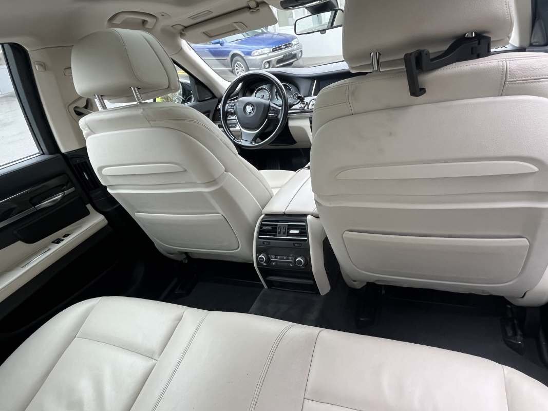 BMW 730d, Diesel, Occasion / Utilisé, Automatique - 6