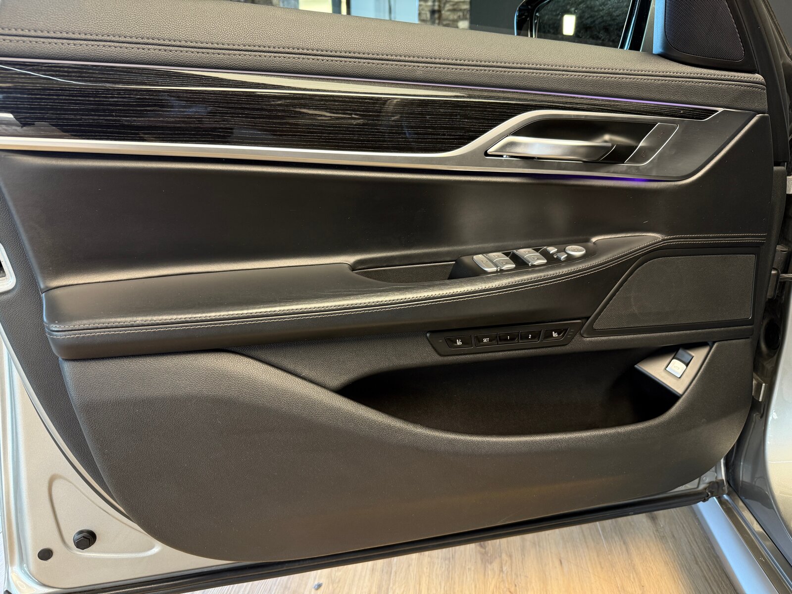 BMW 730d M SPORT Steptronic, Diesel, Occasion / Gebraucht, Automatik - 4