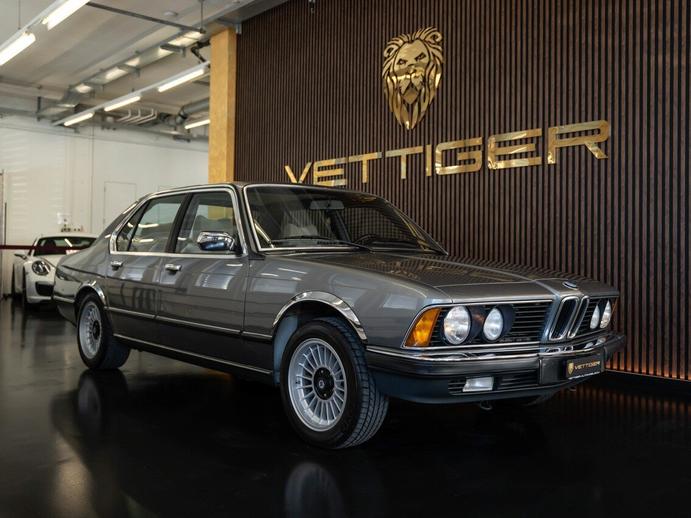BMW 735i, Essence, Occasion / Utilisé, Automatique