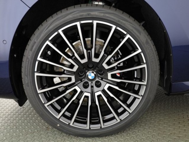 BMW 740d xDr 48V M Sport Pro, Hybride Léger Diesel/Électricité, Voiture nouvelle, Automatique - 4