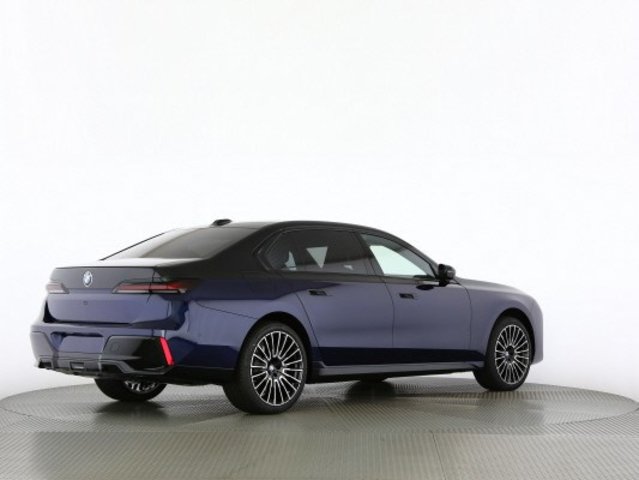 BMW 740d xDr 48V M Sport Pro, Hybride Léger Diesel/Électricité, Voiture nouvelle, Automatique - 7