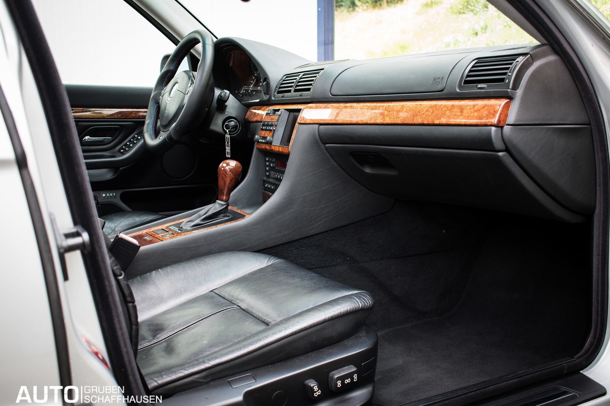 BMW 740i, Benzin, Occasion / Gebraucht, Automat - 7