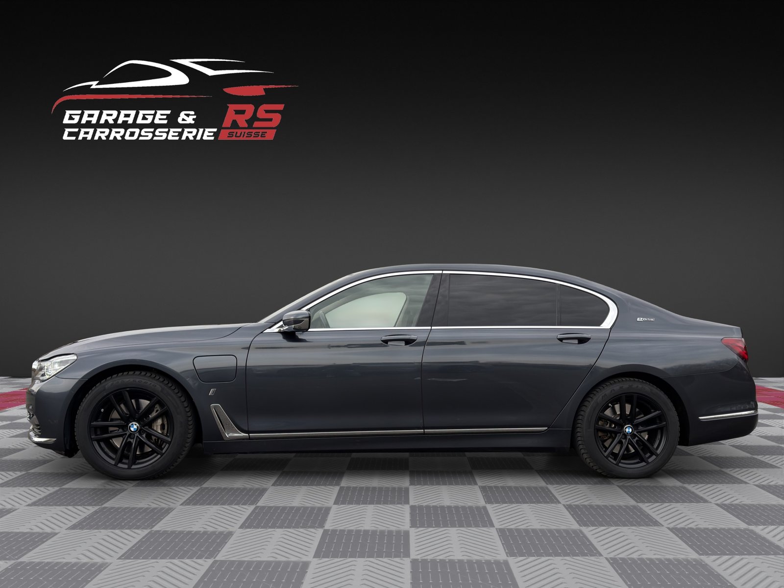 BMW 740Le iPerformance Steptronic, Plug-in-Hybrid Petrol/Electric, Second hand / Used, Automatic - 2