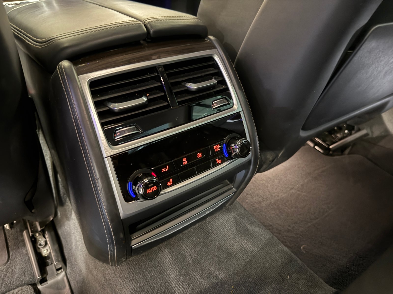BMW 740d Steptronic M-Sport * TOP AUSSTATTUNG*, Diesel, Occasioni / Usate, Automatico - 6