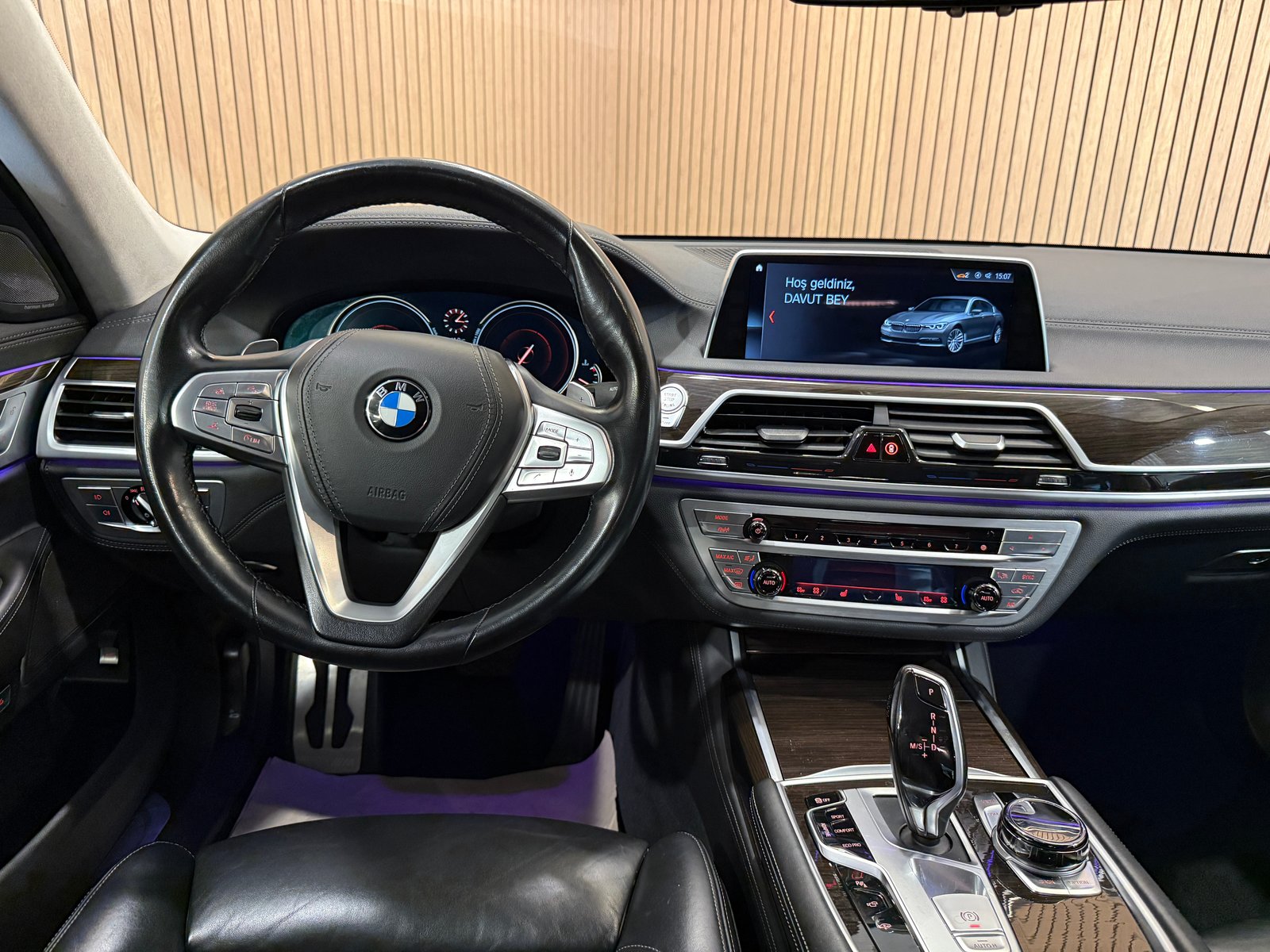 BMW 740d Steptronic M-Sport * TOP AUSSTATTUNG*, Diesel, Occasioni / Usate, Automatico - 7