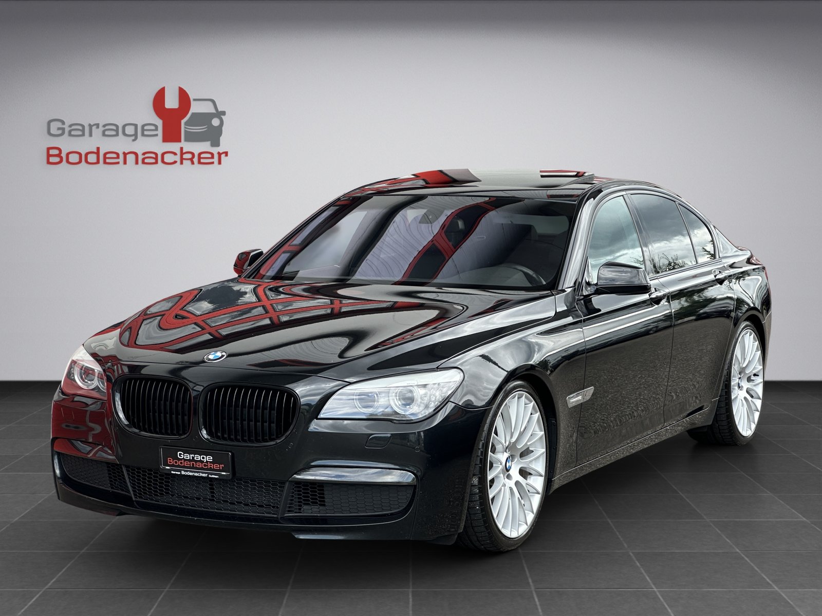 BMW 740d M Sport Paket, Diesel, Second hand / Used, Automatic - 2
