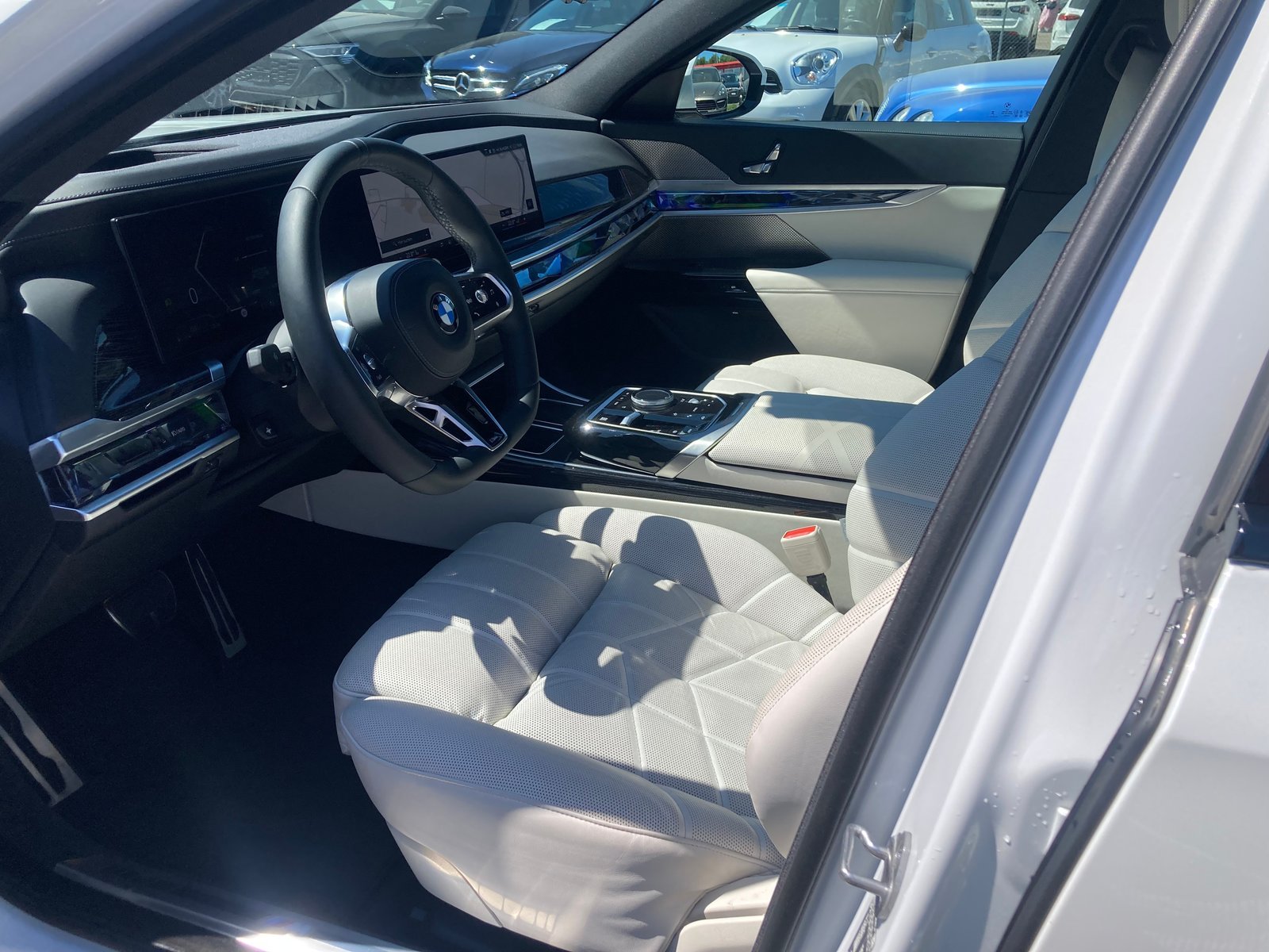 BMW 740d 48V M Sport Pro Steptronic, Hybride Léger Diesel/Électricité, Occasion / Utilisé, Automatique - 7