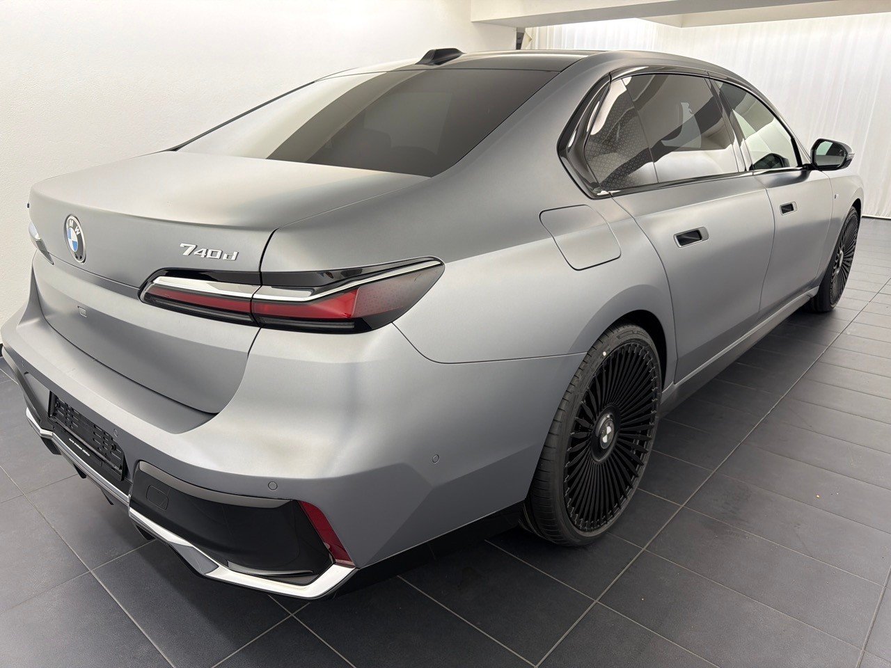 BMW 740d 48V M Sport, Mild-Hybrid Diesel/Elektro, Occasion / Gebraucht, Automatik - 3