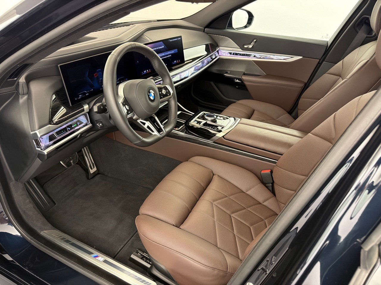 BMW 740d 48V M Sport, Mild-Hybrid Diesel/Elektro, Occasion / Gebraucht, Automatik - 5