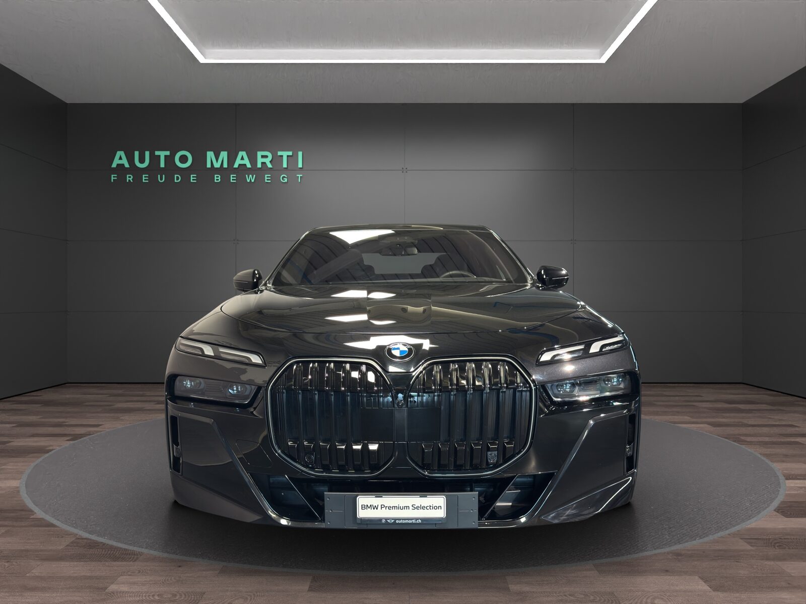 BMW 740d xDrive M Sport, Mild-Hybrid Diesel/Electric, Second hand / Used, Automatic - 5