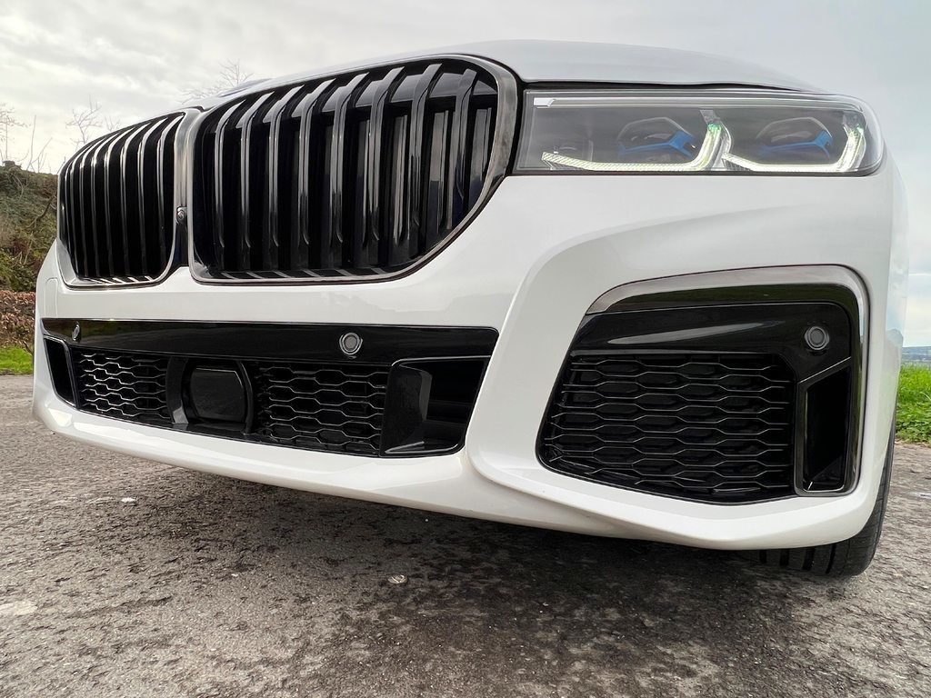 BMW 7er Reihe G12 745Le xDrive - M Sport -SAG, Plug-in-Hybrid Benzin/Elektro, Occasion / Gebraucht, Automatik - 3