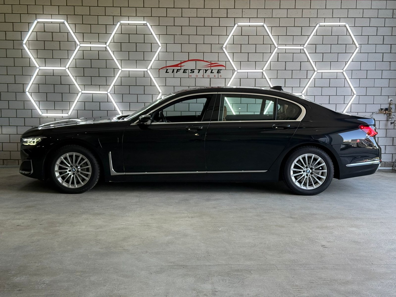 BMW 745Le Steptronic, Hybride Intégral Essence/Électricité, Occasion / Utilisé, Automatique - 2