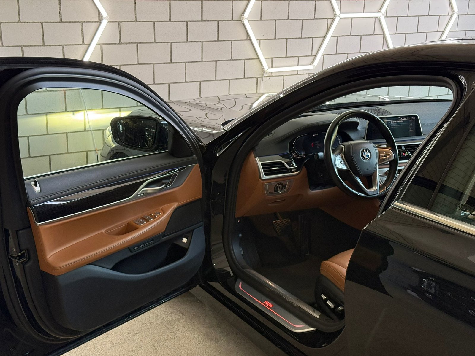 BMW 745Le Steptronic, Hybride Intégral Essence/Électricité, Occasion / Utilisé, Automatique - 5