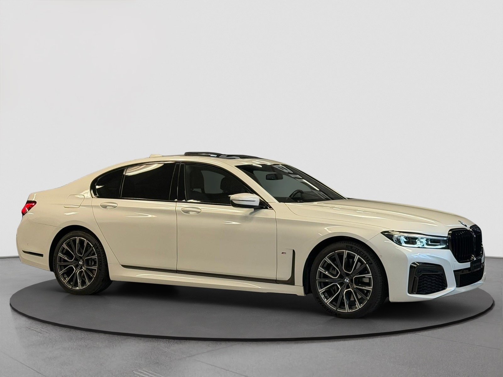 BMW 745Le Steptronic, Voll-Hybrid Benzin/Elektro, Occasion / Gebraucht, Automatik - 6