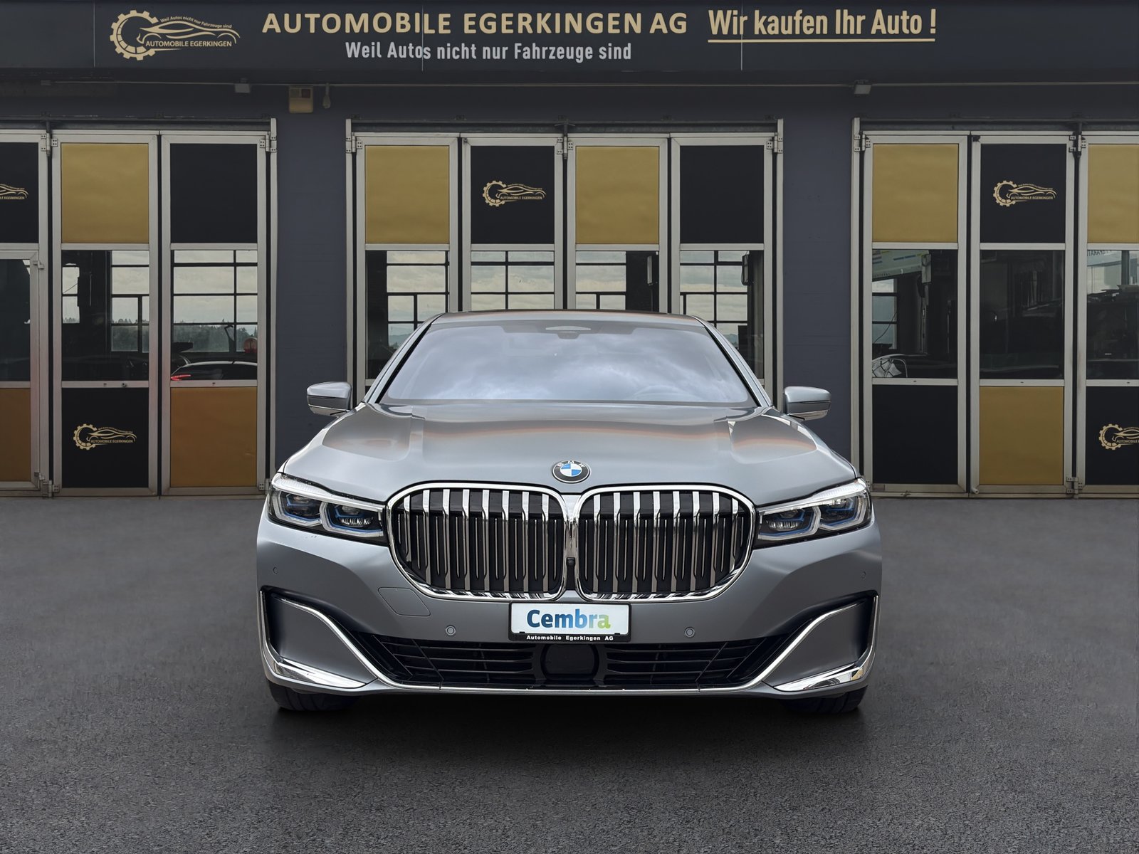 BMW 745Le Steptronic, Plug-in-Hybrid Benzin/Elektro, Occasion / Gebraucht, Automatik - 2