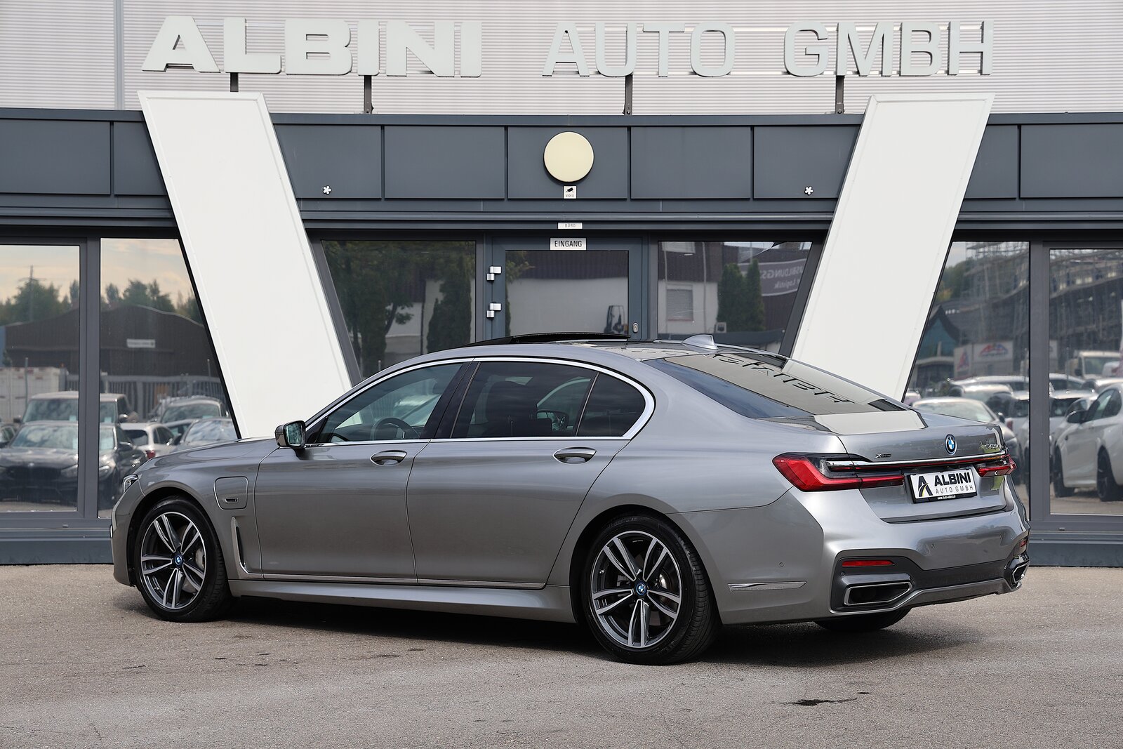 BMW 745Le M-Sport SAG, Plug-in-Hybrid Benzin/Elektro, Occasion / Gebraucht, Automatik - 4