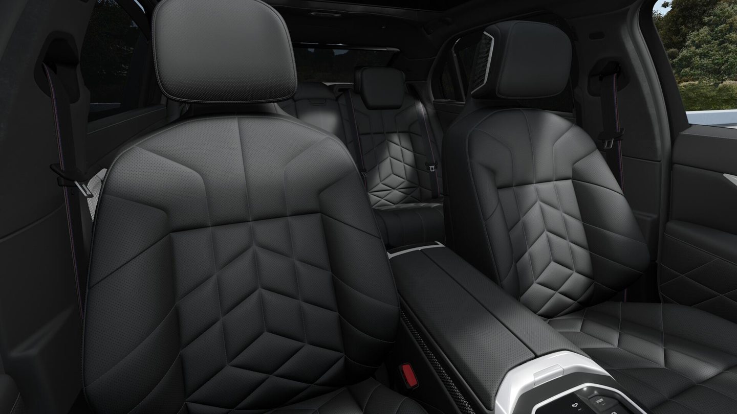 BMW 750e xDrive, Plug-in-Hybrid Petrol/Electric, New car, Automatic - 5