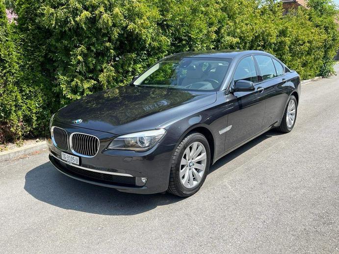 BMW 750i xDrive, Benzina, Occasioni / Usate, Automatico