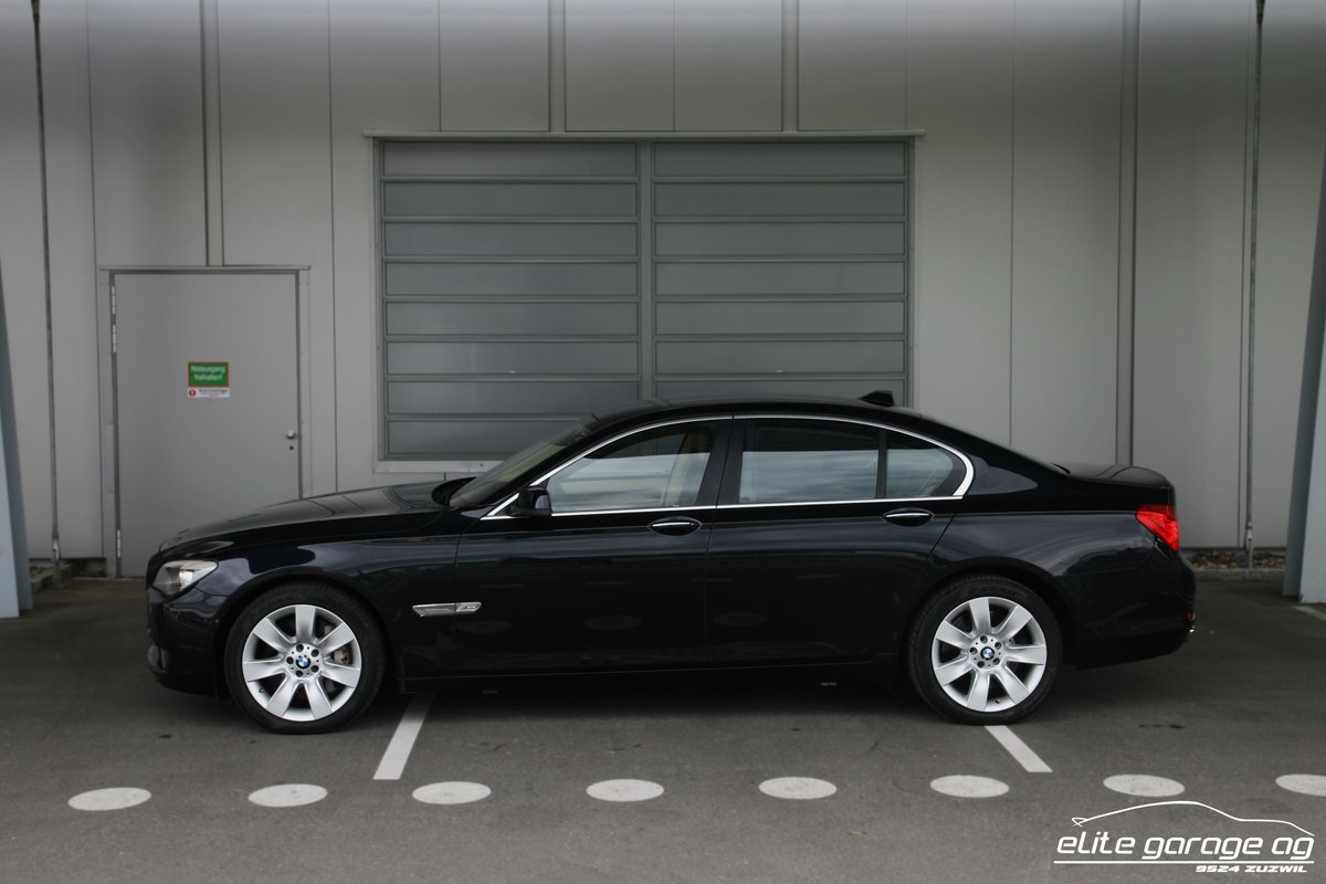 BMW 750i, Essence, Occasion / Utilisé, Automatique - 2