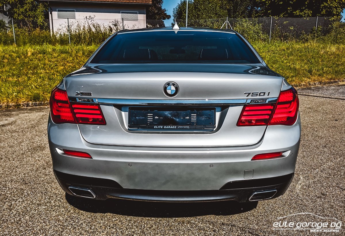 BMW 750i M-Sport, Benzina, Occasioni / Usate, Automatico - 7