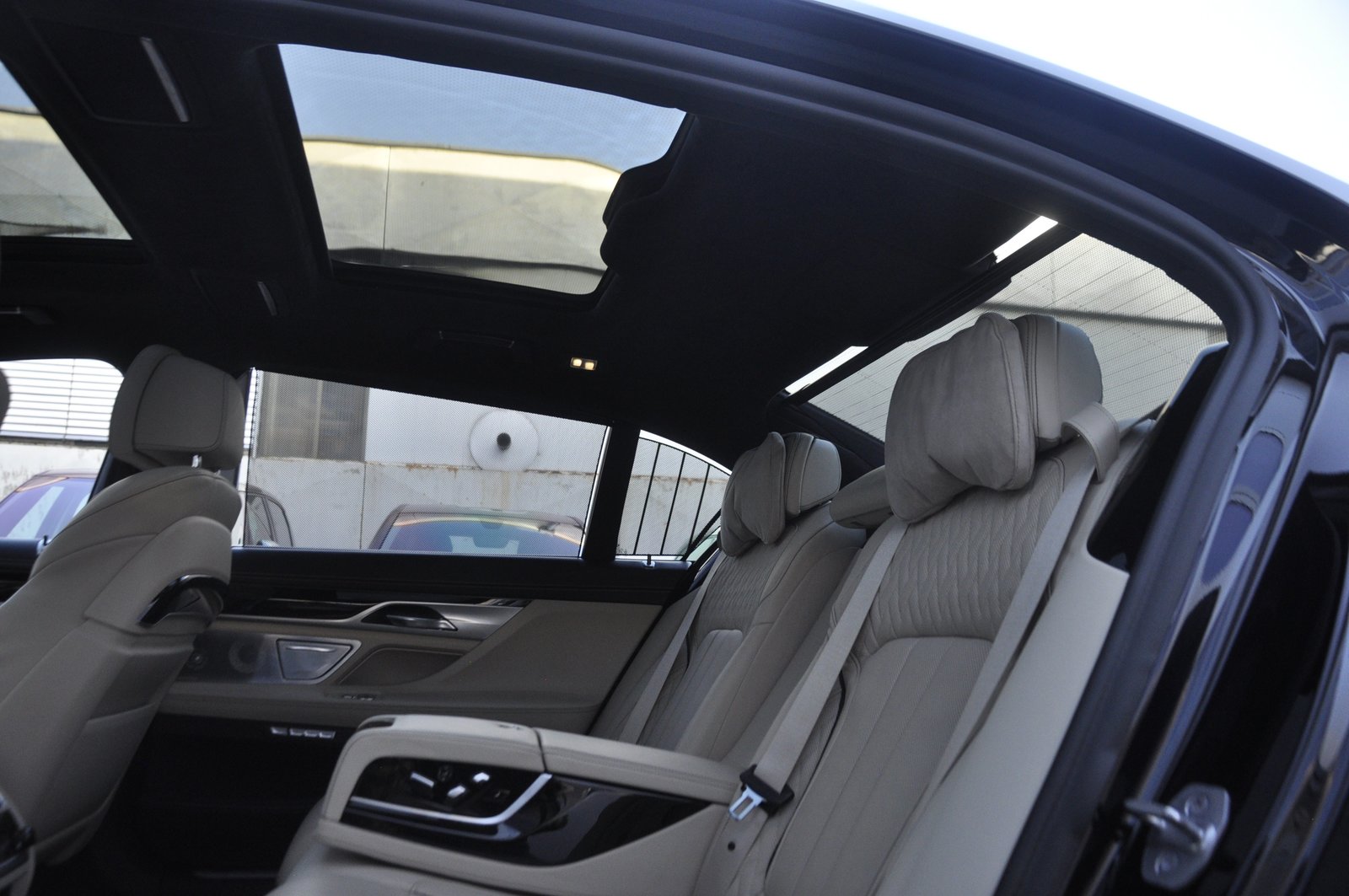 BMW 750Li Steptronic Pure Excellence, Petrol, Second hand / Used, Automatic - 6