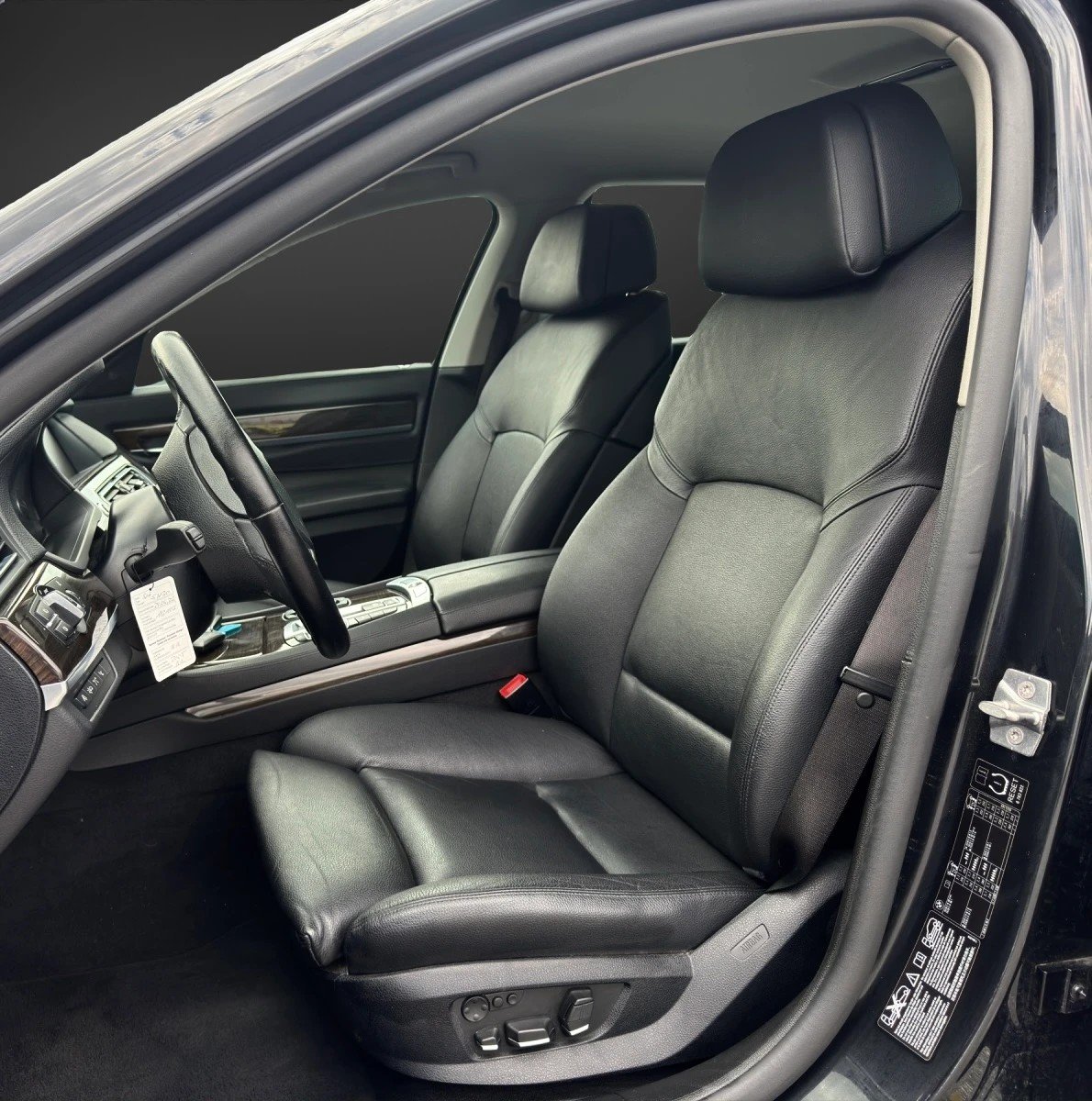 BMW 750i, Benzina, Occasioni / Usate, Automatico - 7