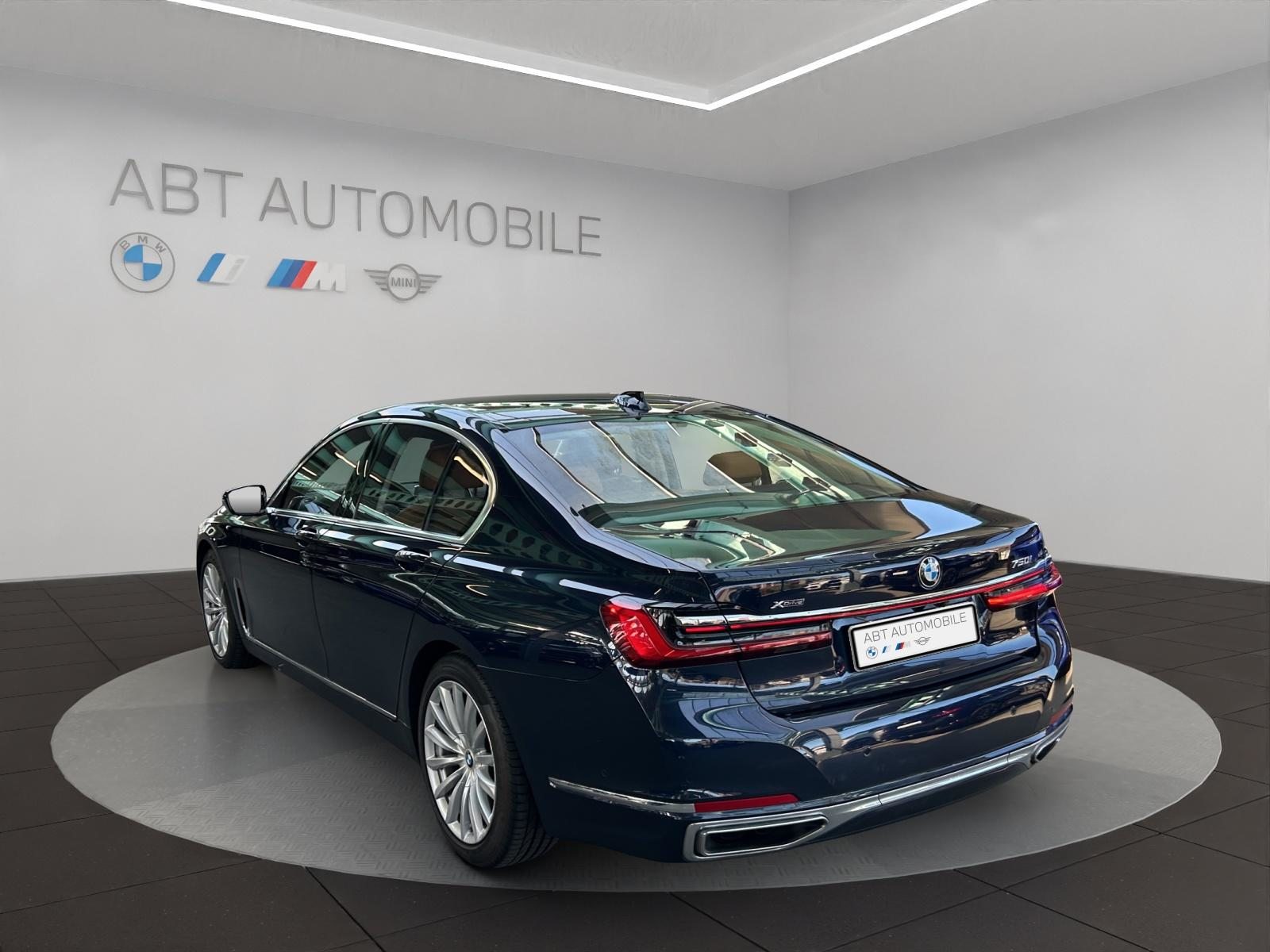 BMW 750i xDrive, Benzina, Occasioni / Usate, Automatico - 4