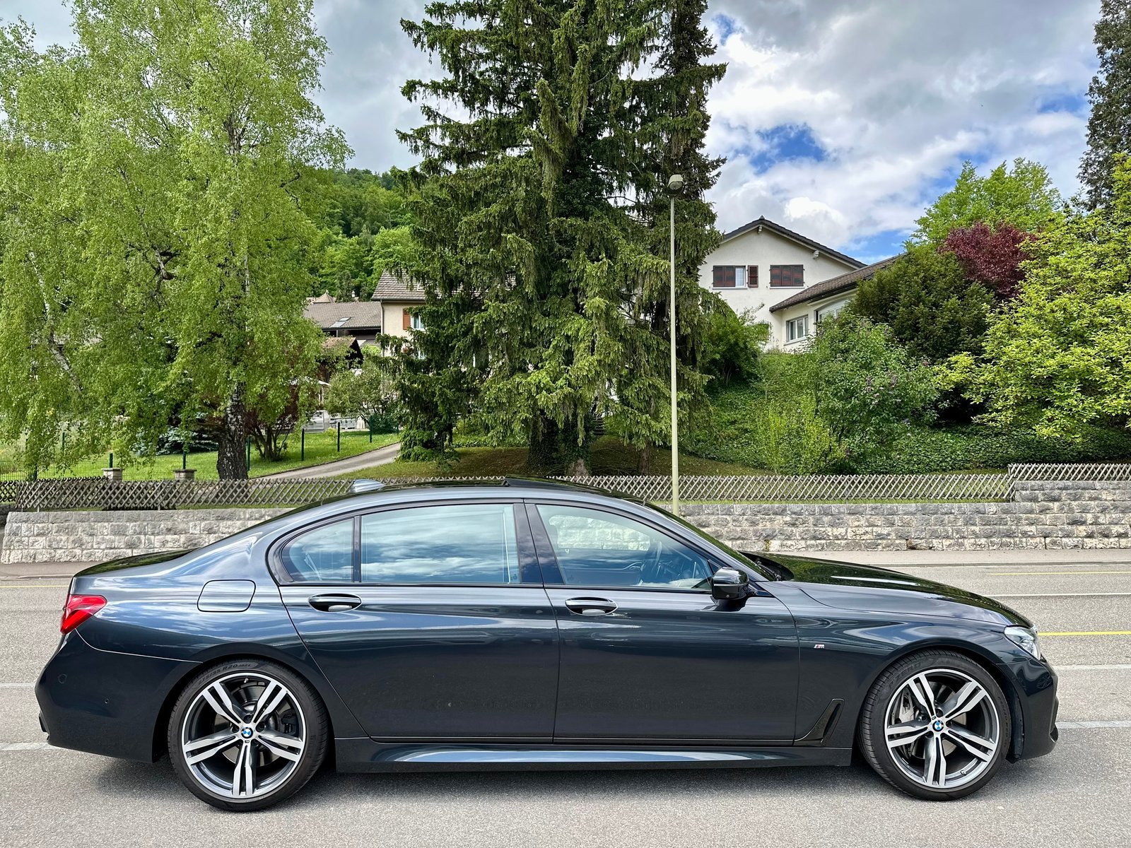 BMW 750Li, Benzin, Occasion / Gebraucht, Automatik - 5