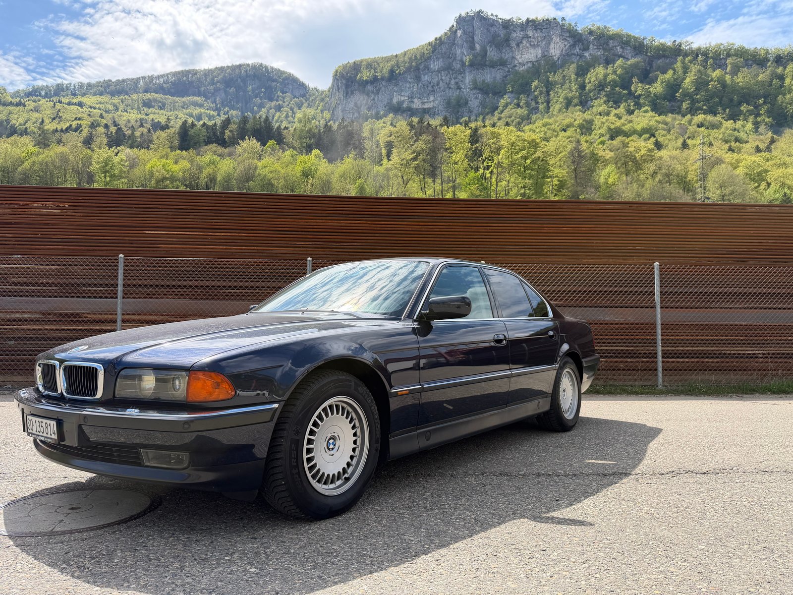 BMW 750i