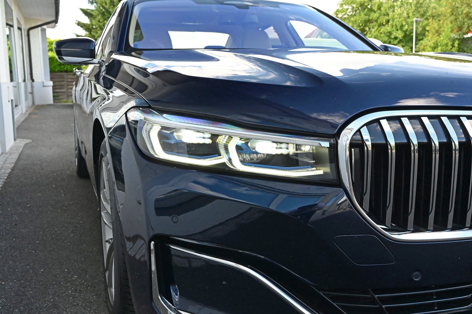 BMW 750i Steptronic, Benzin, Occasion / Gebraucht, Automatik - 5