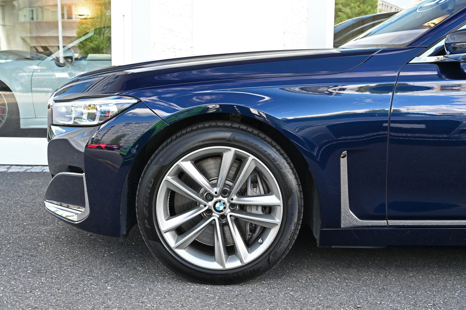BMW 750i Steptronic, Benzin, Occasion / Gebraucht, Automatik - 6