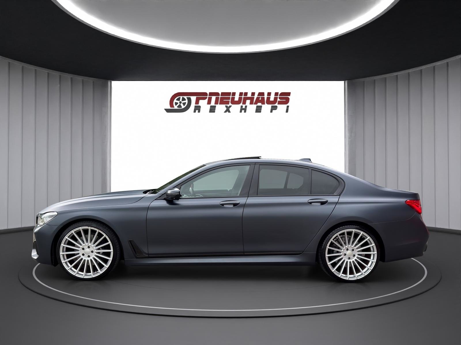 BMW 750i Steptronic, Petrol, Second hand / Used, Automatic - 3