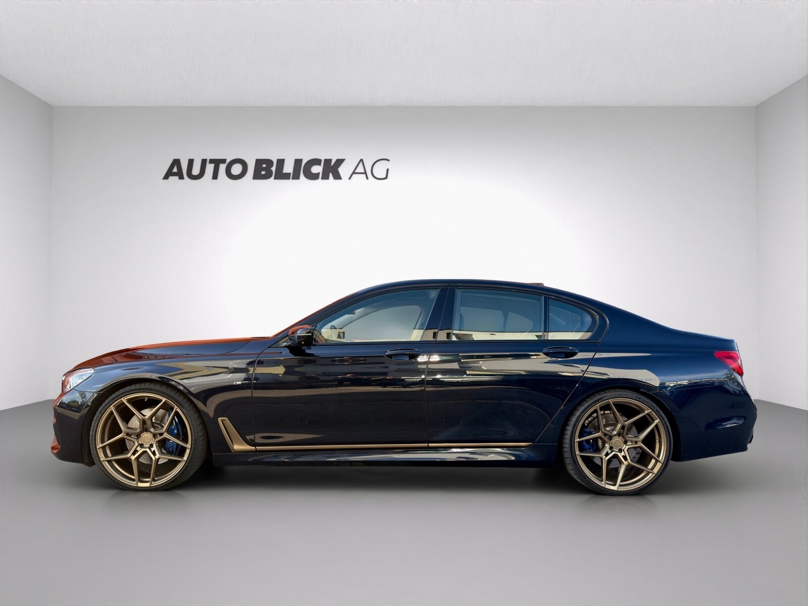 BMW 750i Steptronic, Benzin, Occasion / Gebraucht, Automatik - 5
